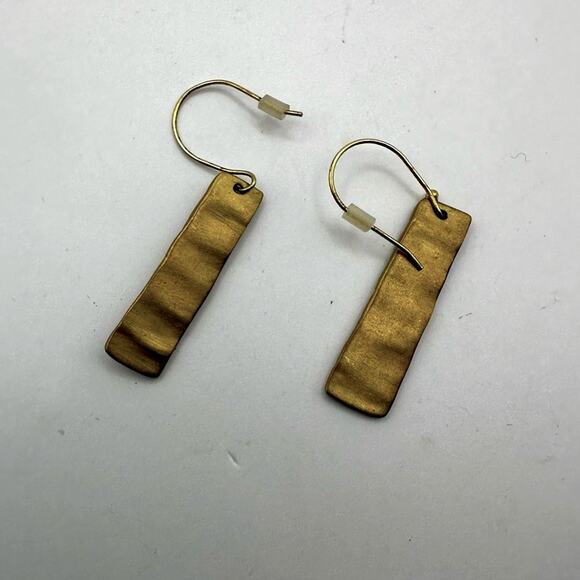 Banana Republic AUREUS + ARGENT Gold hammered Hoop Earrings Drop Dangle Jewelry - Picture 5 of 6